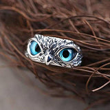 Happy Owl Adjustable Ring in Silver with Opal